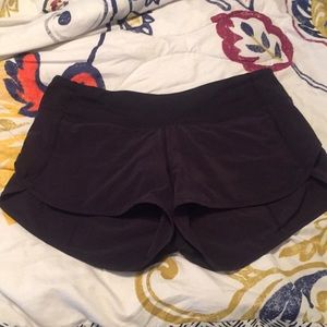 Black lululemon running shorts
